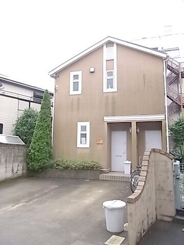 メゾン・プロントンの物件外観写真