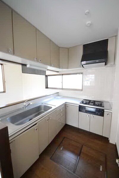 メゾンドゥ国立の物件内観写真