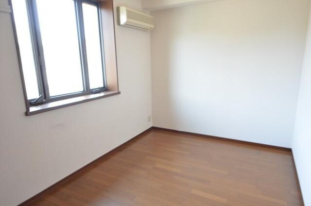 シャトレー武蔵野弐番舘の物件内観写真