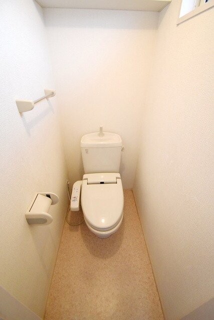 ジュネックスB棟の物件内観写真