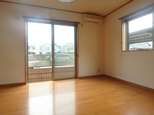 シャルムコートの物件内観写真