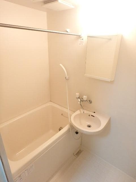 シャルムコートの物件内観写真