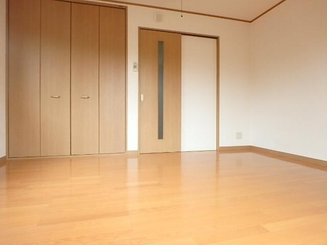 シャルムコートの物件内観写真