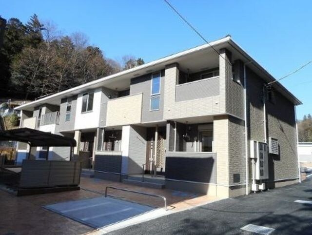 レスポワールの物件外観写真