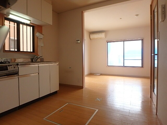 プチメゾン東戸倉IIの物件内観写真