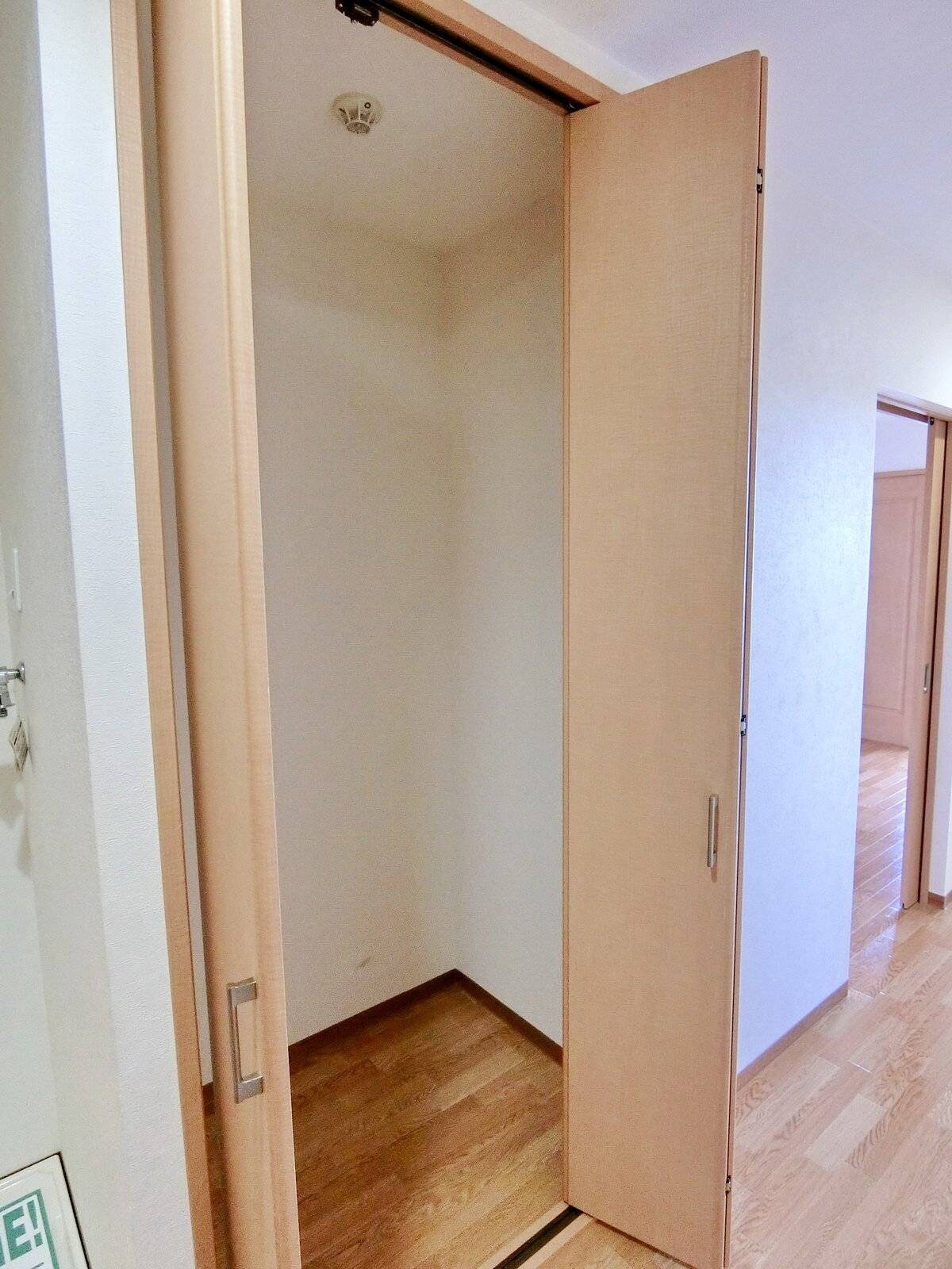 コンフォートフラッツIIIの物件内観写真