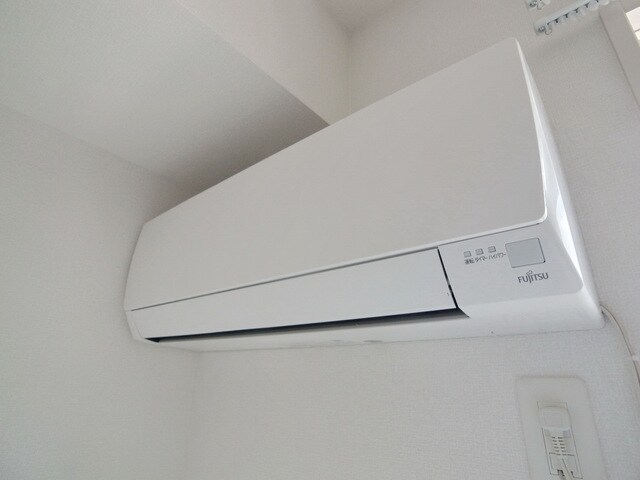 コゥジーコートの物件内観写真