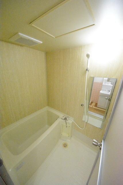 レジデンス第７石川の物件内観写真