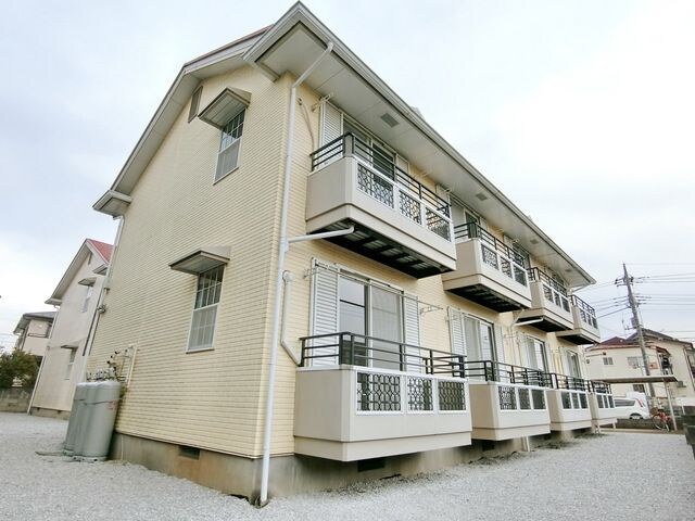 メゾン・ド・ピュアB棟の物件外観写真