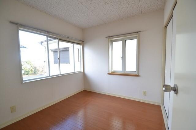 パークハイツAの物件内観写真