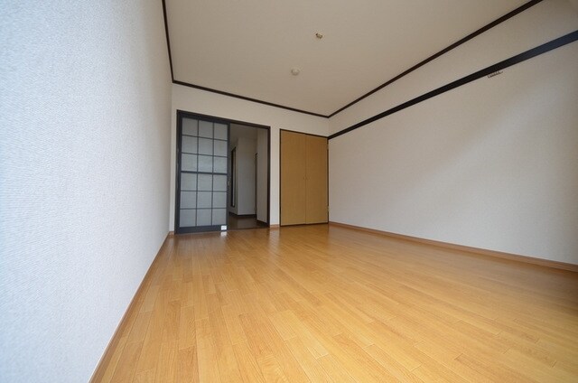 メゾンドール国立の物件内観写真