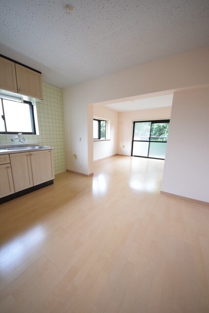 しゃんぐりらひる　の物件内観写真