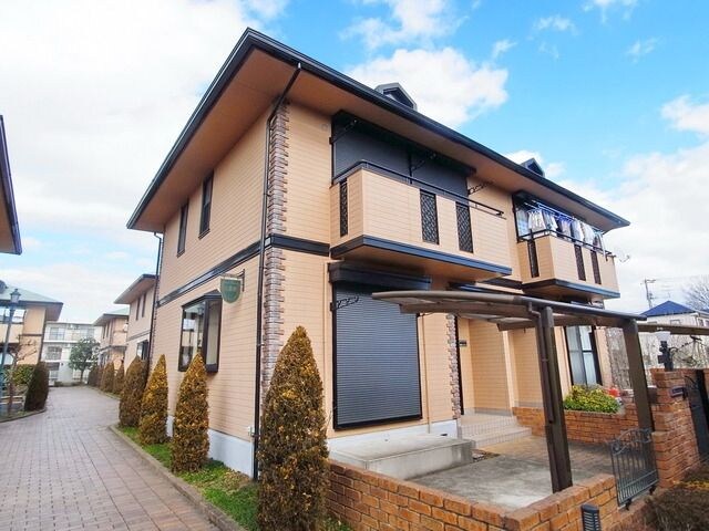 ロイヤルガーデン壱～七番館の物件外観写真