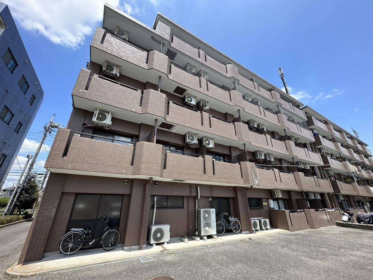 フラット大南２号館の物件外観写真