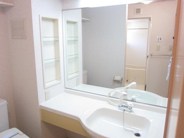 ファミール多摩平の物件内観写真