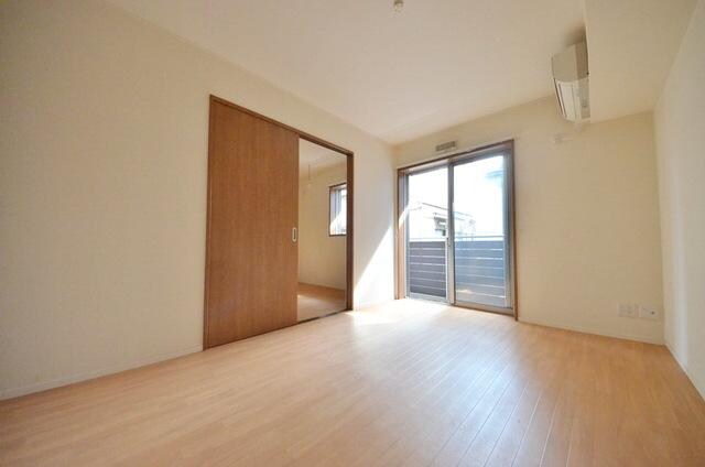 メゾンドアレーズの物件内観写真