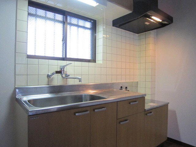 マンションシェルの物件内観写真