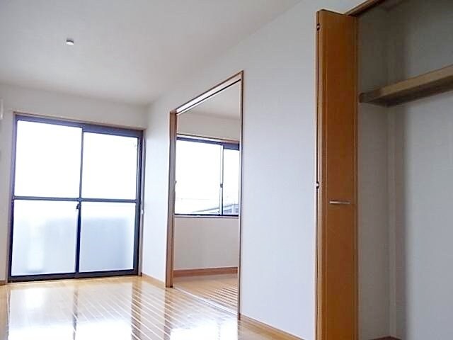 ヴィルヌーブの物件内観写真