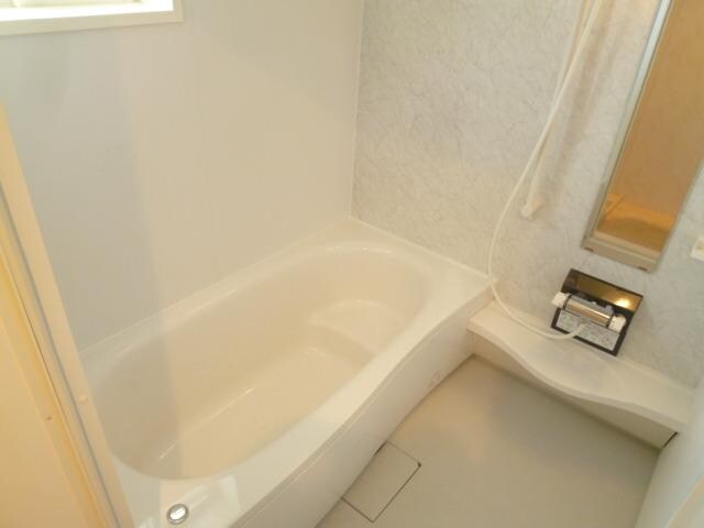 アムールIIの物件内観写真