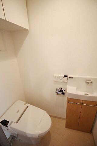 プラウドフラット仙川IIの物件内観写真