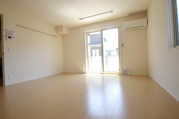 カーサ　フェリーチェの物件内観写真