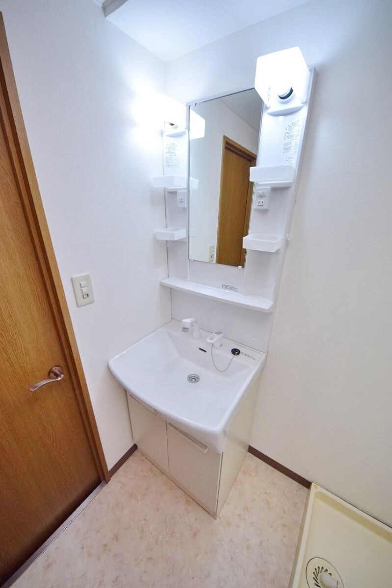 ロイヤルプレステージの物件内観写真