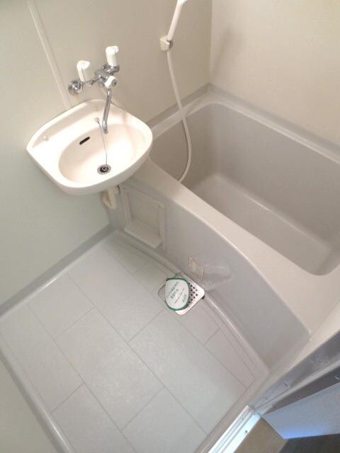 コニファーガーデン北烏山の物件内観写真