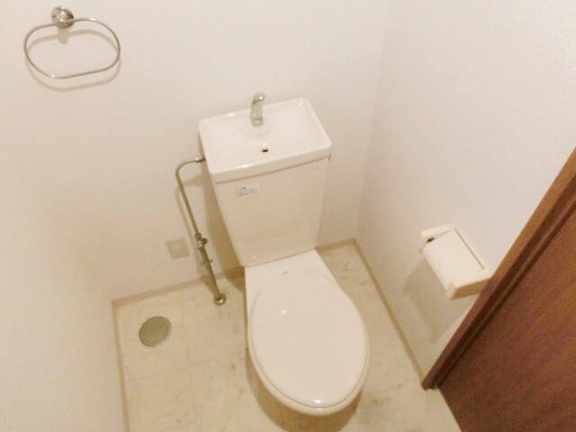 ローズガーデンの物件内観写真