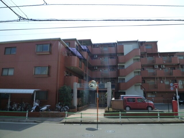 エルパラドールの物件外観写真