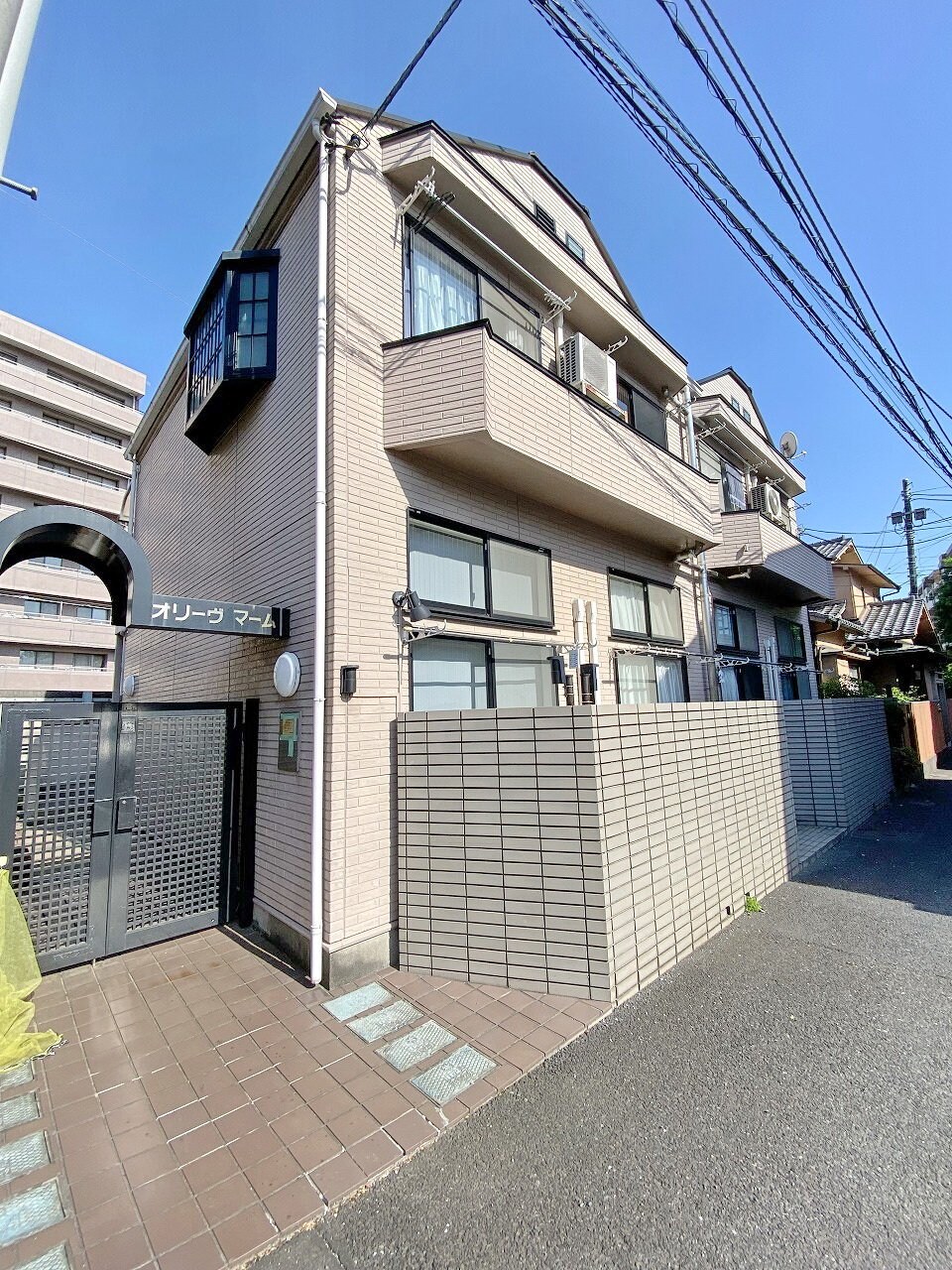 オリーヴマームの物件外観写真