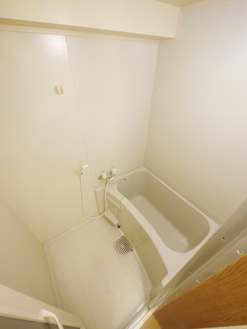 ヴィラ・リビエールIIの物件内観写真