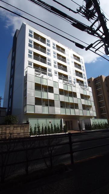 レスピール三鷹の物件外観写真