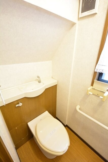 中町2丁目戸建の物件内観写真