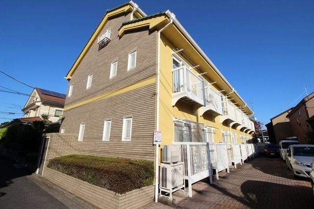 グランドールアベニュの物件外観写真