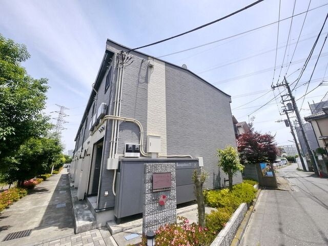 レオパレス山吹の物件外観写真