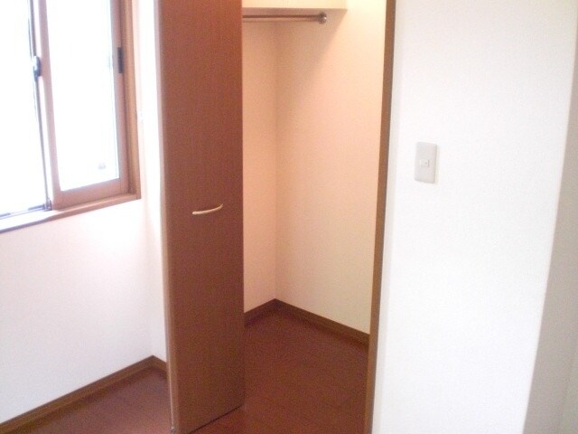 ロワールＢの物件内観写真