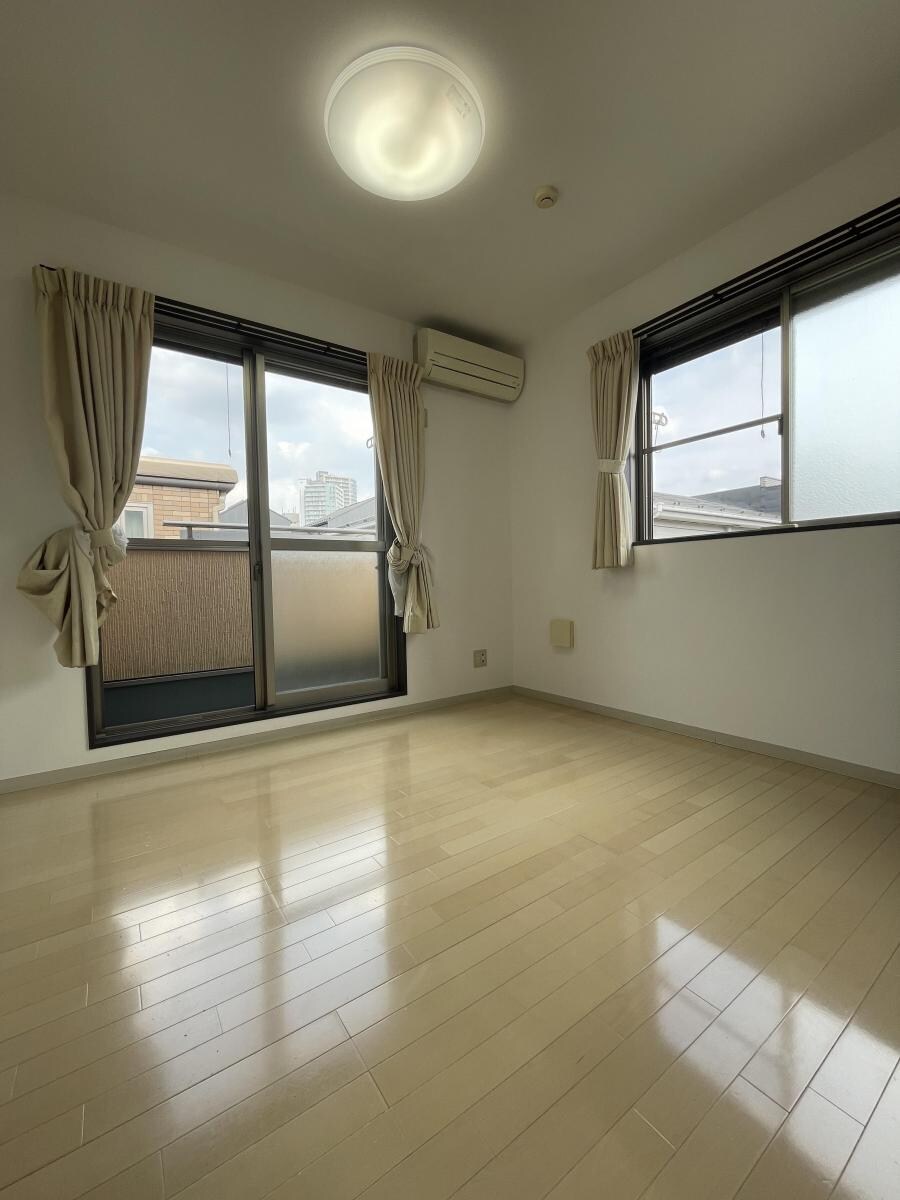 リーベＫ三鷹の物件内観写真