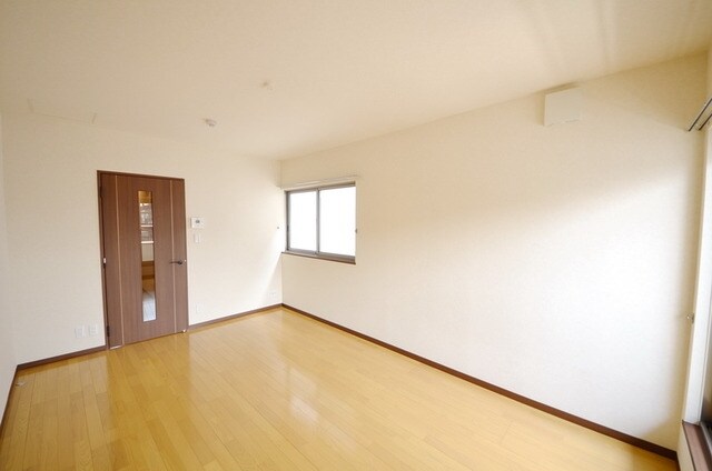 ユーウエスト国立の物件内観写真