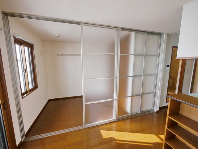 ラ・トゥーエルの物件内観写真