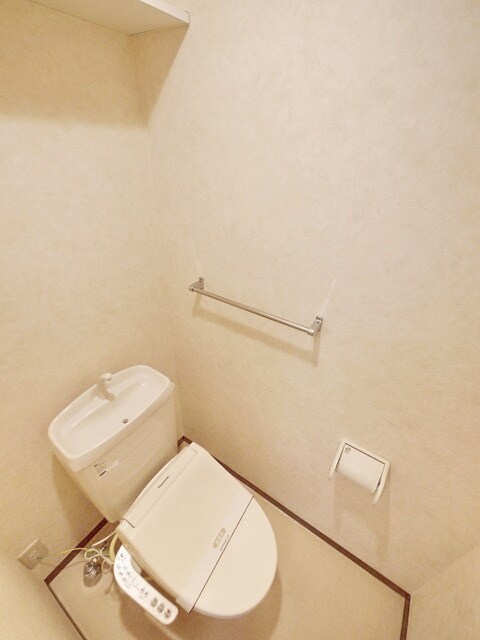 ラ・トゥーエルの物件内観写真