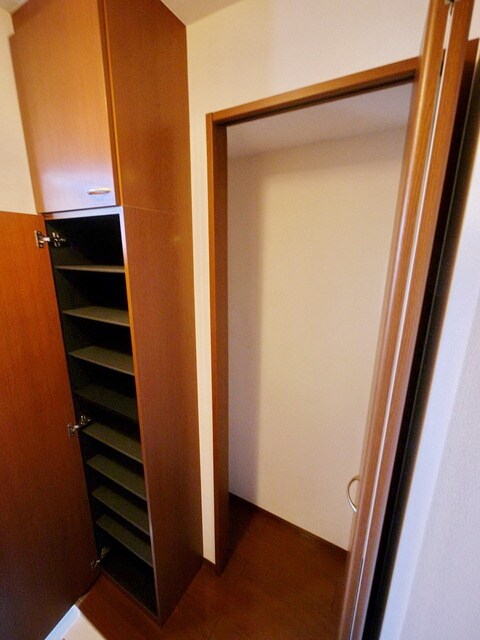 ラ・トゥーエルの物件内観写真