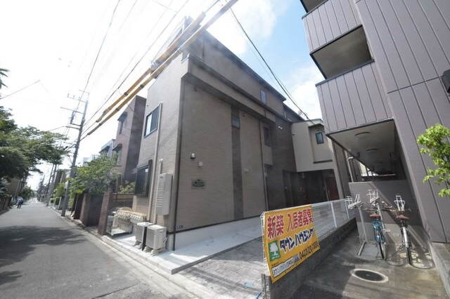 藤ハウスの物件外観写真