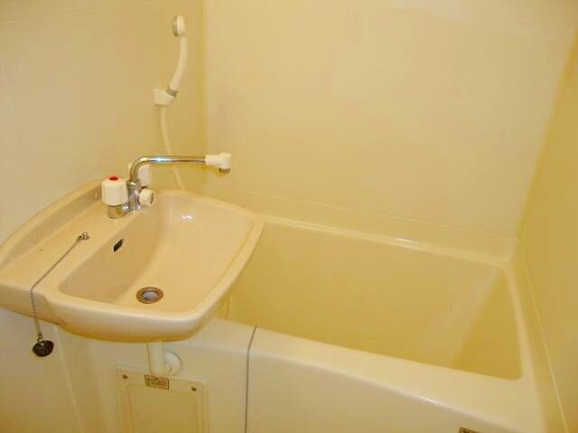 レオパレス磯の物件内観写真