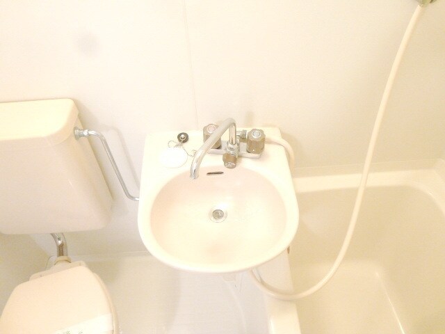 ジュネス鷹の台の物件内観写真