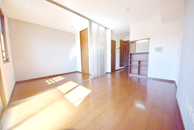 リジェレスの物件内観写真