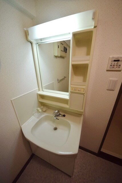 アゼリア府中の物件内観写真