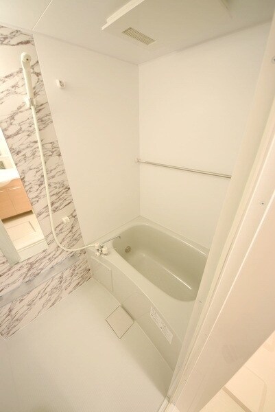 ラヴィエベル三鷹の物件内観写真