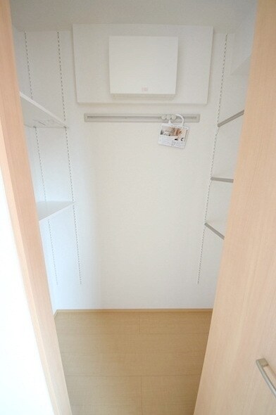 ラヴィエベル三鷹の物件内観写真