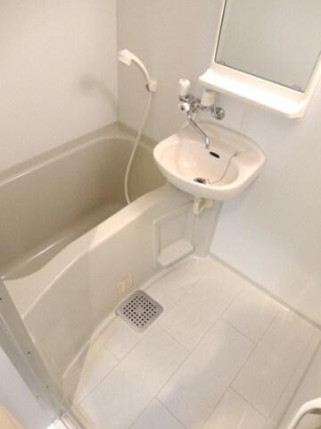 ガーラプレイス八幡山壱番館の物件内観写真