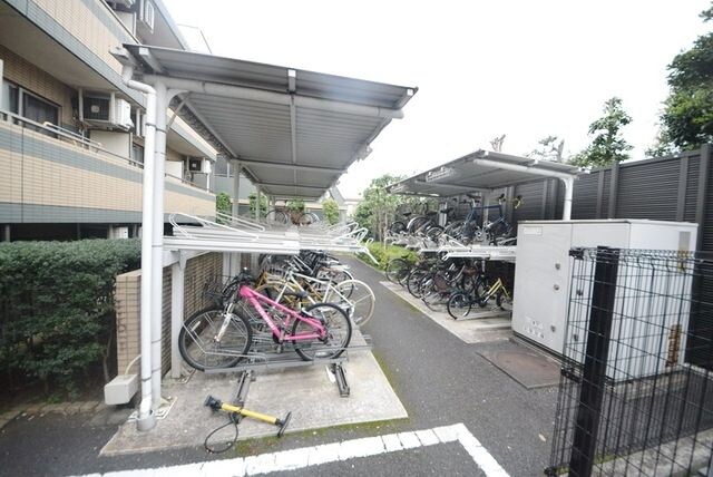 ガーラプレイス八幡山壱番館の物件内観写真